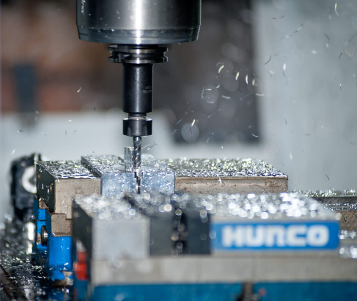 Features of CNC milling machine